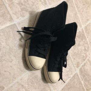 Like new Steve Madden high tops